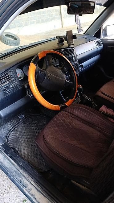 Транспорт: Volkswagen Golf Variant: 1996 г., 1.8 л, Механика, Бензин, Универсал — 4