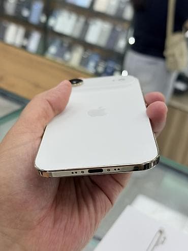 iphone osh: IPhone Air, Б/у, 512 ГБ, Белый, Коробка, 97 % — 6
