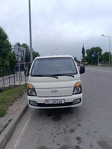 bbs 4 100: Легкий грузовик, Hyundai — 1