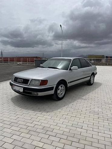 Audi: Audi S4: 1993 г., 2.6 л, Механика, Бензин, Седан — 4