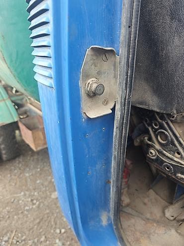 мусорные контейнеры: Цистерна — 4