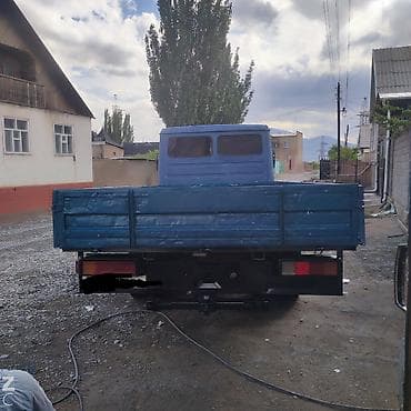 авто спарк: Грузовик, Mercedes-Benz, Дубль, 4 т, Б/у — 6