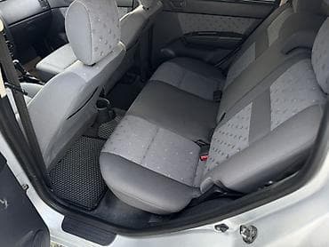 hyundai getz 2006: Hyundai Getz: 2005 г., 1.3 л, Механика, Бензин, Хэтчбэк — 10