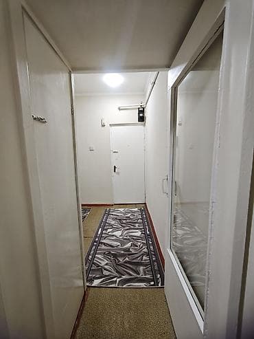 одна комната квартиры: 1 комната, 35 м², 105 серия, 1 этаж — 8