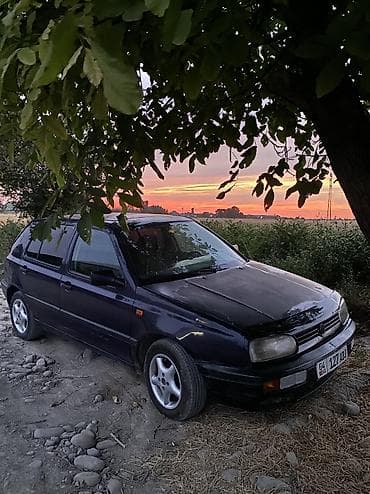 купить фольксваген поло: Volkswagen Golf: 1995 г., 1.6 л, Механика, Бензин, Хэтчбэк — 3