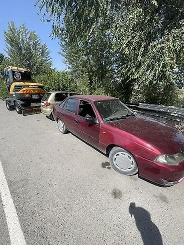 саната нюарис: Daewoo Nexia: 2010 г., 1.6 л, Механика, Бензин, Седан — 1