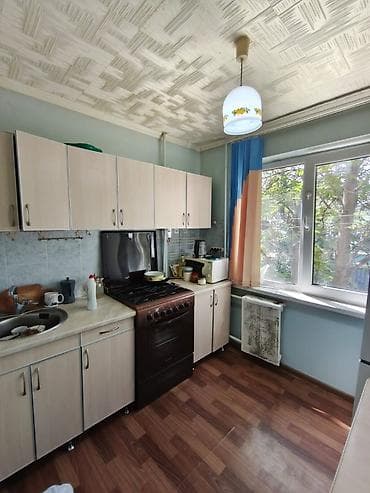 Продажа квартир: 2 комнаты, 49 м², 3 мкр 104 серия, 3 этаж, Старый ремонт — 2