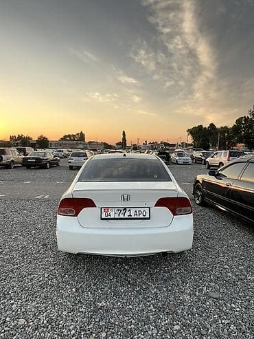 муравей с бензином: Honda Civic: 2007 г., 1.3 л, Автомат, Бензин, Седан — 8