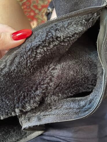 сапоги из натурального меха и кожи: Продаю зимние ботфорты 39 размер. Очень теплые — 6