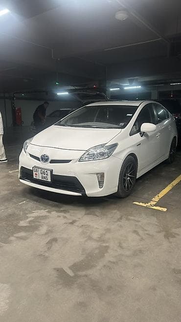 бампер на приус: Toyota Prius: 2015 г., Автомат, Гибрид, Лифтбек — 7