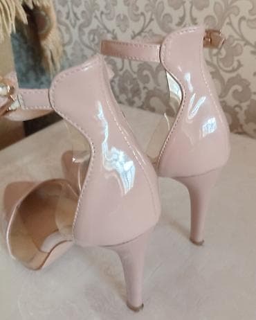 каблок туфли: Лодочки Barolika на каблуке-шпильке,размер 35,идут размер в — 3