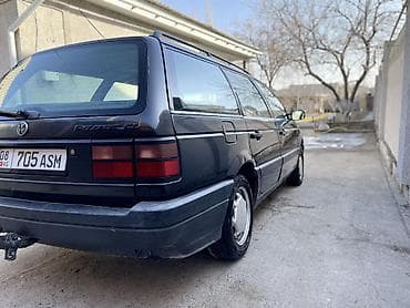 i bus: Volkswagen Passat Variant: 1993 г., 1.8 л, Механика, Бензин, Универсал — 5