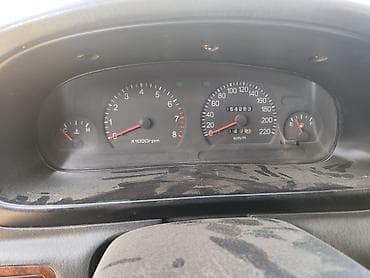 b v d: Kia : 1999 г., Механика, Бензин, Седан — 6