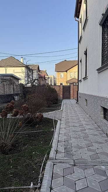 объявления о продаже дома: 🔥 СРОЧНАЯ ПРОДАЖА! ДОМ В ЗОЛОТОМ КВАДРАТЕ БИШКЕКА 🔥 📍 Юнусалиева / — 4