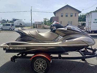 шилем: Yamaha WaveRunner (трёхместный гидроцикл) - Модель линейки WaveRunner — 3