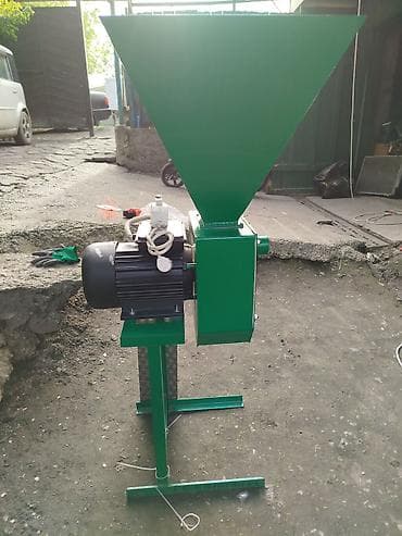 Өндүрүш үчүн жабдуулар: Дробилка ЗИМ новый! производительность 1,5 тонны в час. есть запасные — 6