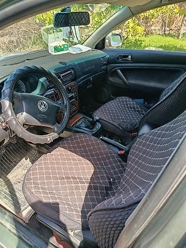 авто наклейка: Volkswagen Passat Variant: 2001 г., Ручные, Универсал — 1