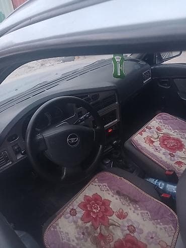 Daewoo Nexia: 2010 г., 1.5 л, Механика, Бензин, Седан — 2