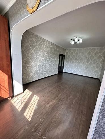 1 бөлмө, 35 м², 105-серия, 1 кабат, Евроремонт
