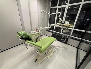 стоматологическая кресло: Стоматологическая установка с креслом и встроенным модулем Описание — 5
