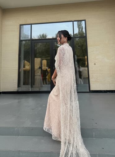 коктейльные платья с открытыми плечами: Вечернее платье, Длинная модель, Фатин, Шлейф, M, S — 1