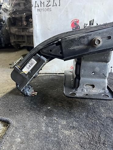 carters original: Жесткость бампера KIA Carnival YP D4HB 2017 перед. (б/у) — 2