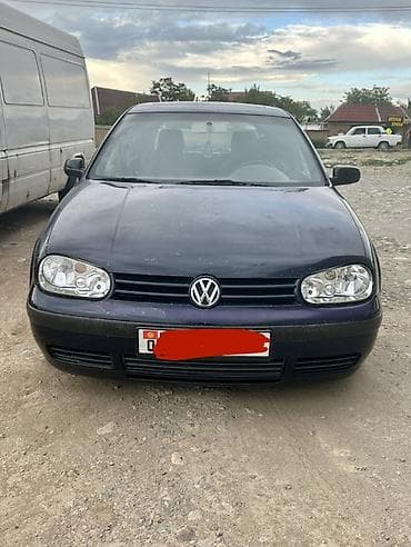 Унаа: Volkswagen Golf: 2000 г., 1.6 л, Кол менен иштөөчү, Бензин, Хетчбек — 1