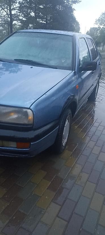 срочно недорого: Volkswagen Vento: 1993 г., 1.8 л, Механика, Бензин, Седан — 3