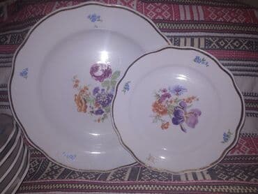 Тарелки фарфоровые разные: 1. Подстановочные 6шт. "Дулево"