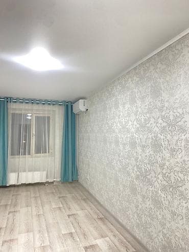 Комнаты: 15 м² — 3