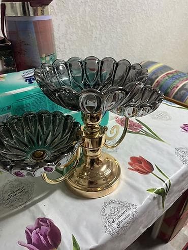 Продаются конфетницы все целы и сохранны стеклянные и модные at lalafo.kg Продаются конфетницы все целы и сохранны стеклянные и модные