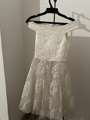 коктейльные платья футляр: Кружевное платье цвета айвори - Силуэт: расклешённое от талии, длина — 1