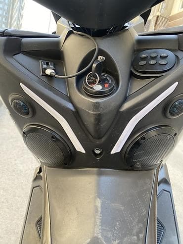 nmax скутер: Макси-скутер Yamaha, 190 куб. см, Бензин, Б/у — 4