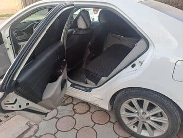 Toyota Camry: 2014 г., 2.5 л, Автомат, Бензин, Седан