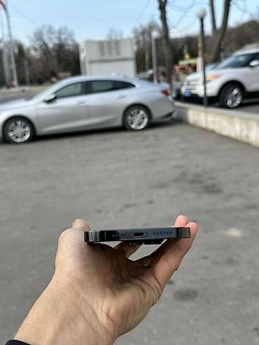 Аксессуары для мобильных телефонов: IPhone 14 Pro Max, Б/у, 256 ГБ, Black Titanium, Чехол, Кабель, 79 % — 7