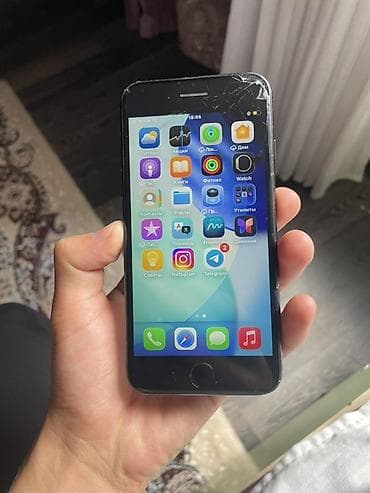 note 10 128: IPhone SE (2‑го поколения), цвет чёрный - Экран Retina HD с True — 3