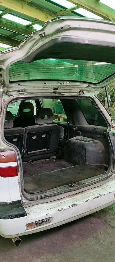 купить авто киа спортейдж: Mitsubishi Space Wagon: 1993 г., Механика, Универсал — 4