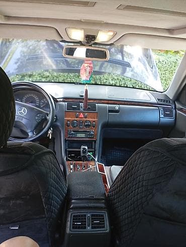 турсик мерс: Mercedes-Benz E-Class: 2002 г., 2.6 л, Автомат, Бензин, Седан — 10