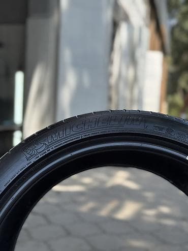 Шины Michelin Pilot Sport 4S, размер 275/35 ZR20 102Y (Extra Load). - at lalafo.kg Шины Michelin Pilot Sport 4S, размер 275/35 ZR20 102Y (Extra Load). -