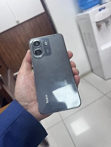 macbook 16: Redmi, Redmi 13C, Б/у, 256 ГБ, цвет - Серый, 2 SIM — 4