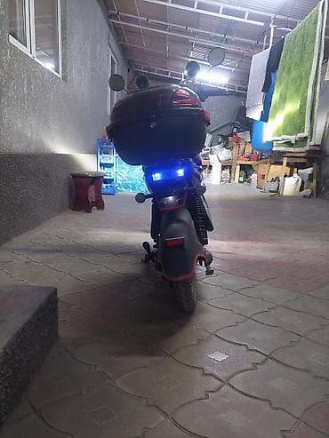 Электроскутер DRONGO - Электродвигатель в ступице заднего колеса