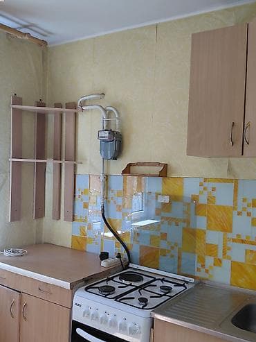 6 микрорайон квартиры: 1 комната, 30 м², 6 мкр 104 серия, 4 этаж, Требуется ремонт — 4