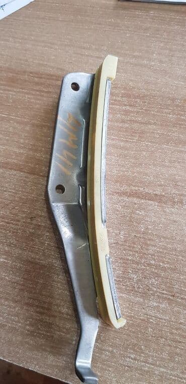 запчасти на мицубиси паджеро 2: Mitsubishi 4m41 натяжитель цепи, 4м41 мицубиши успокоитель, башмак — 1