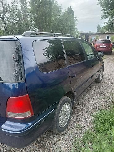 авто сатылат: Honda Shuttle: 1999 г., 2.3 л, Автомат, Бензин, Вэн/Минивэн — 5