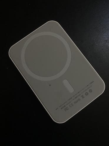 Магнитная беспроводная зарядка (совместима с MagSafe)