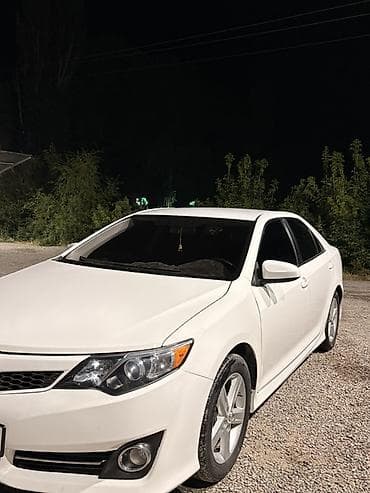 бампер камри: Toyota Camry: 2012 г., 2.5 л, Седан — 3