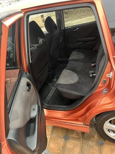 воздушный домкрат для авто: Honda Jazz: 2006 г., 1.3 л, Автомат, Бензиновая, Хэтчбэк — 1