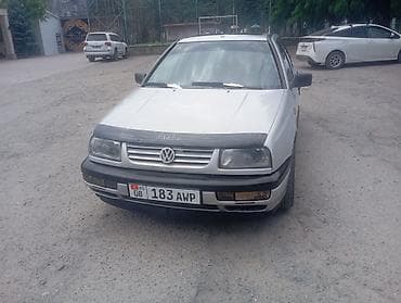 mazda 323 2003: Volkswagen Vento: 1994 г., 1.8 л, Механика, Бензин, Седан — 7
