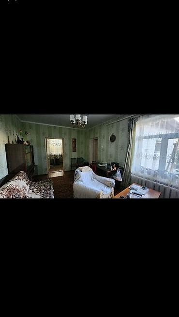 Үйлөр: Продаю пол дома 3 комнаты кухня удобства в требует ремонта район — 10