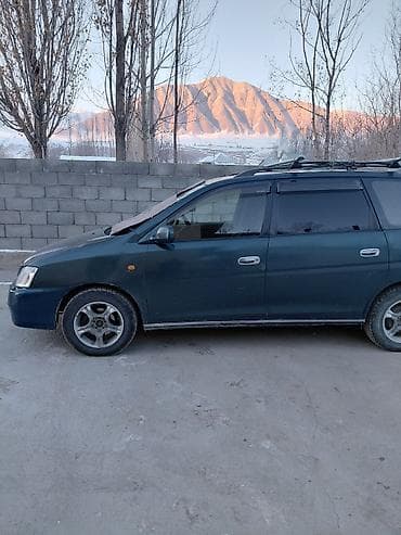 авто телешка: Toyota Ipsum: 1998 г., Бензин, Минивэн — 5